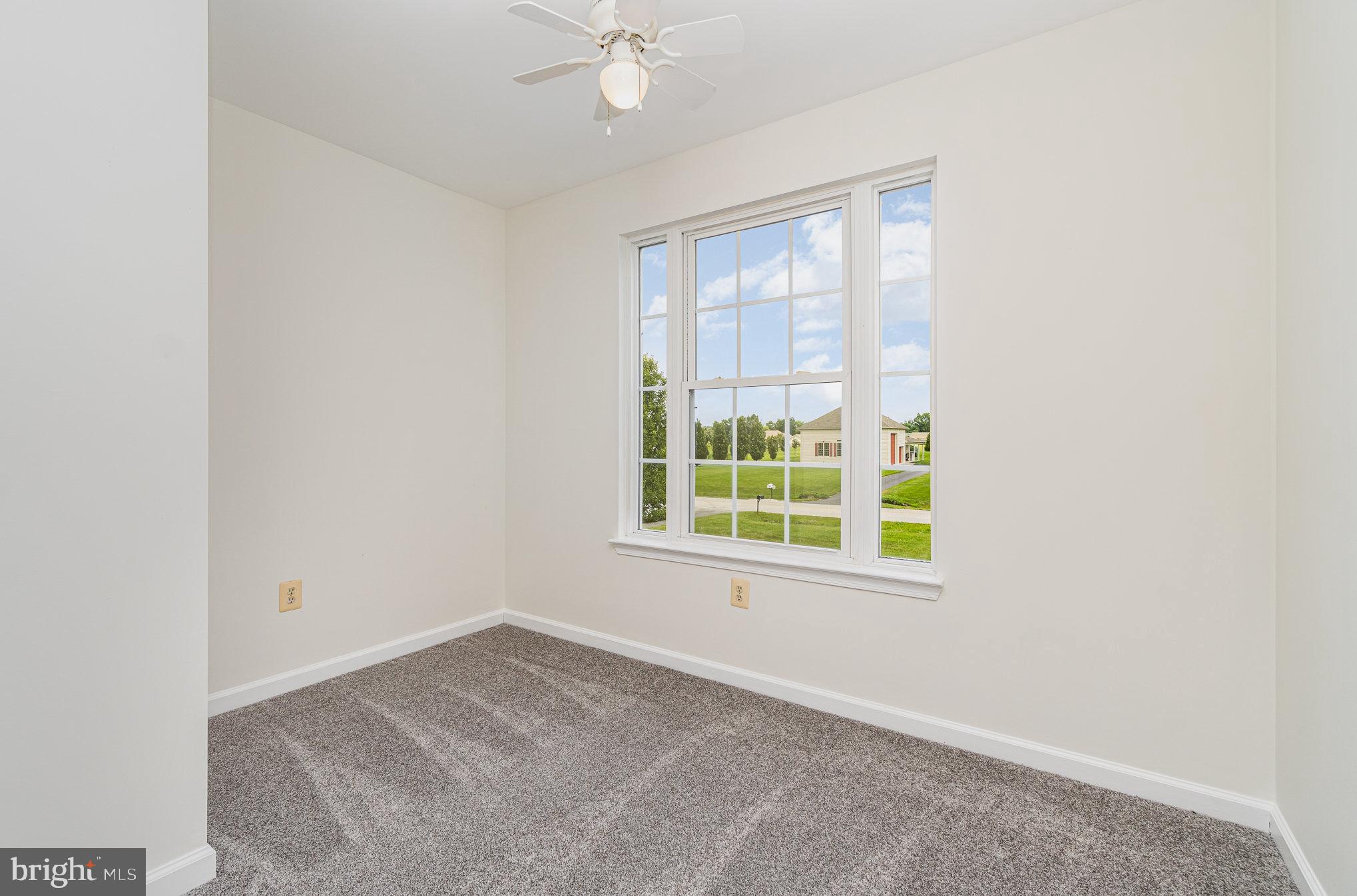85 Saint Johns Rd W