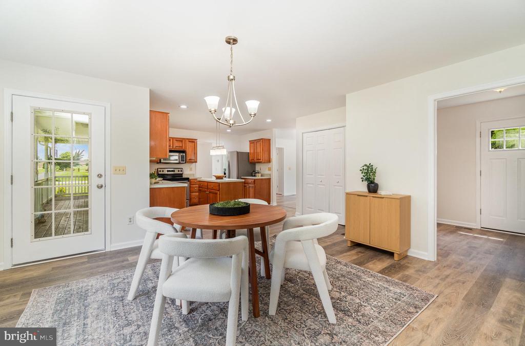 85 Saint Johns Rd W