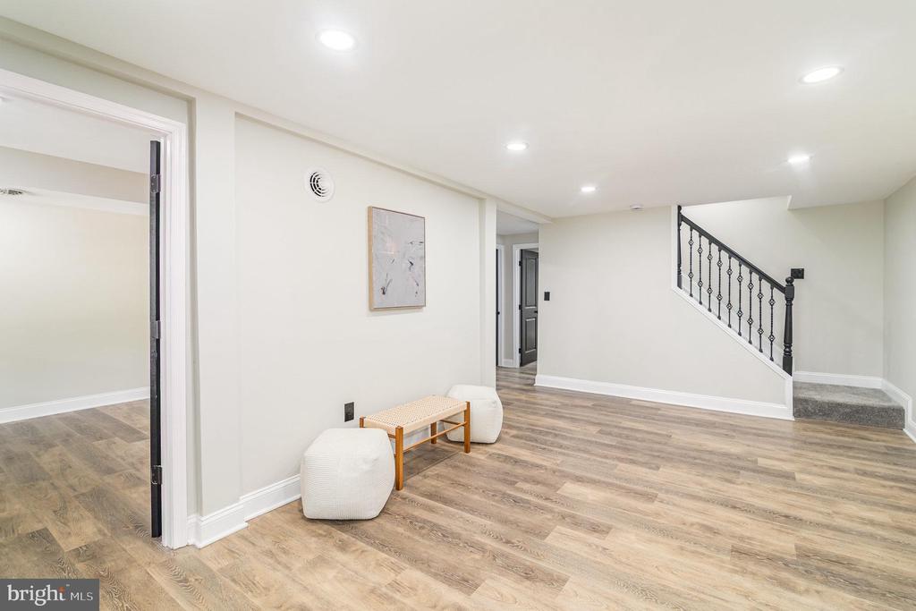 17 CONNIE TRAIL