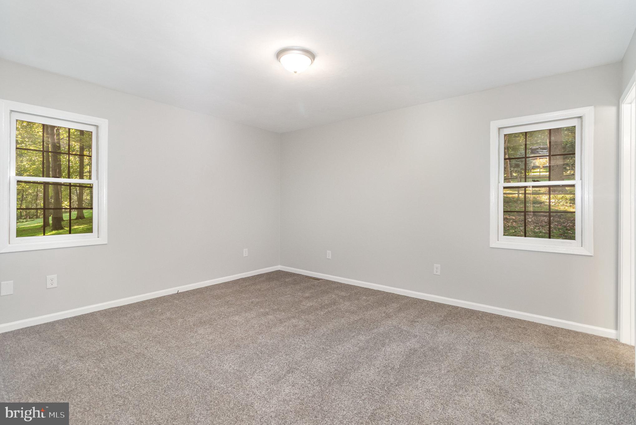 31 EAGLES TRAIL