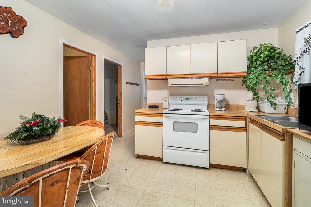 76 PHEASANT TRAIL