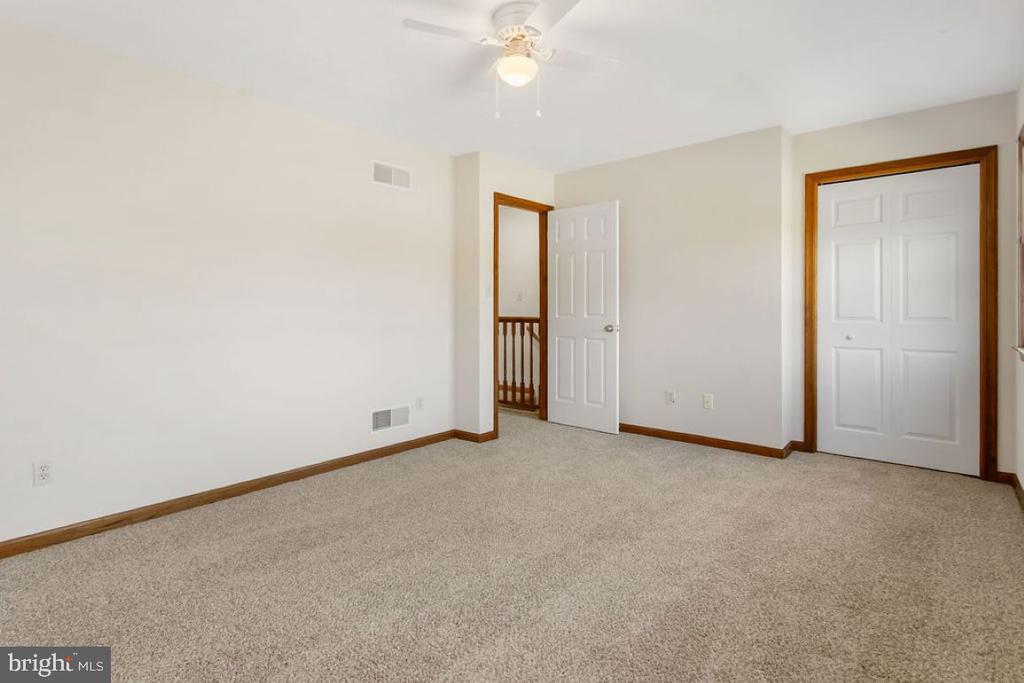 10 HOMESTEAD DRIVE