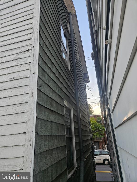 240 S WASHINGTON STREET