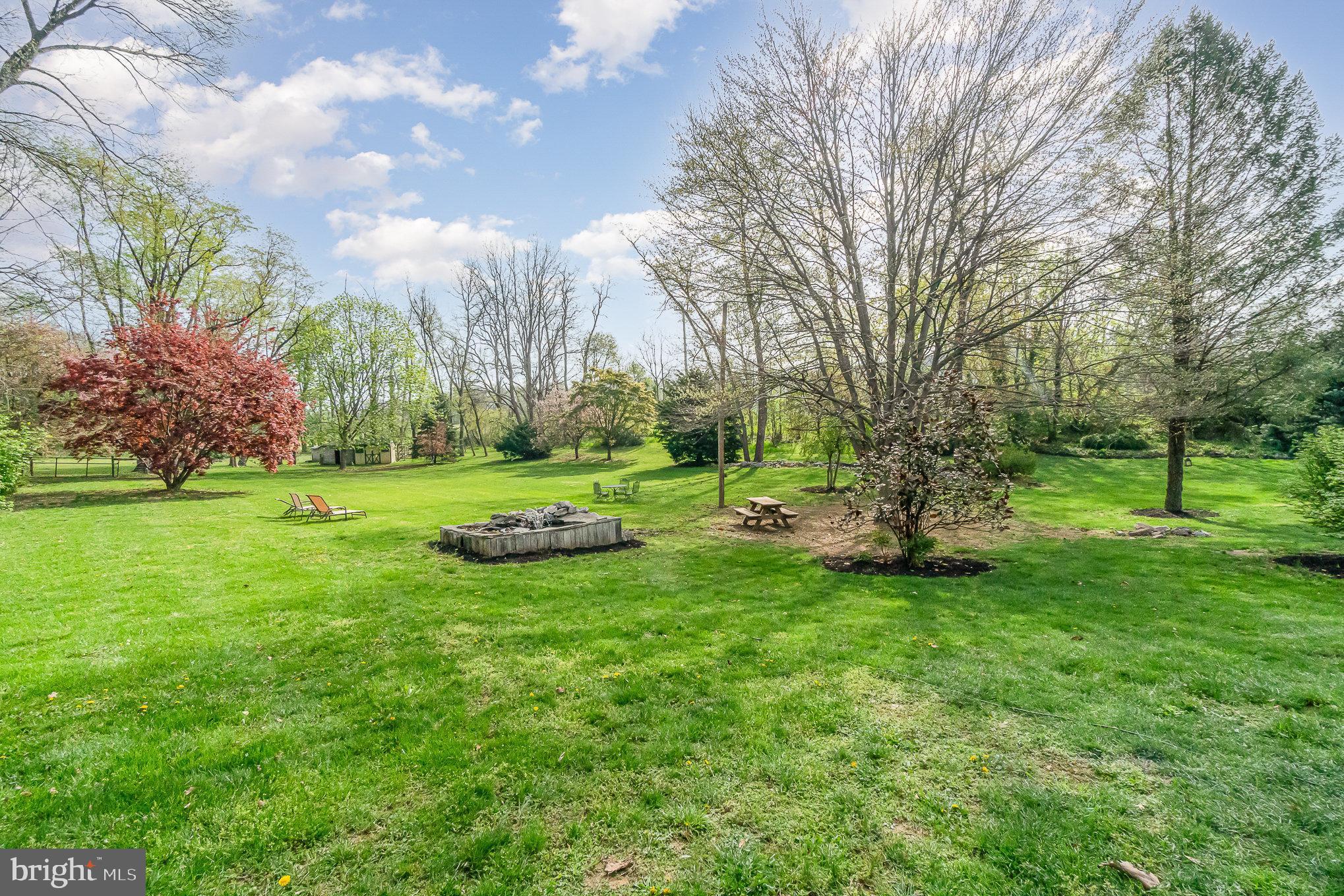 99 Fogelsanger Rd