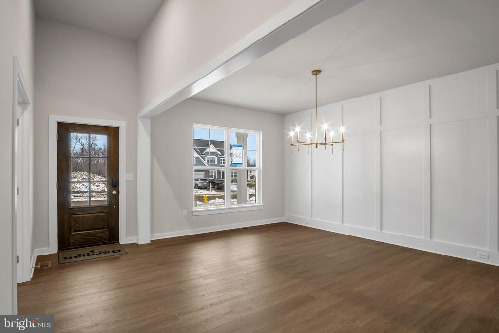 309 DEERFIELD LANE