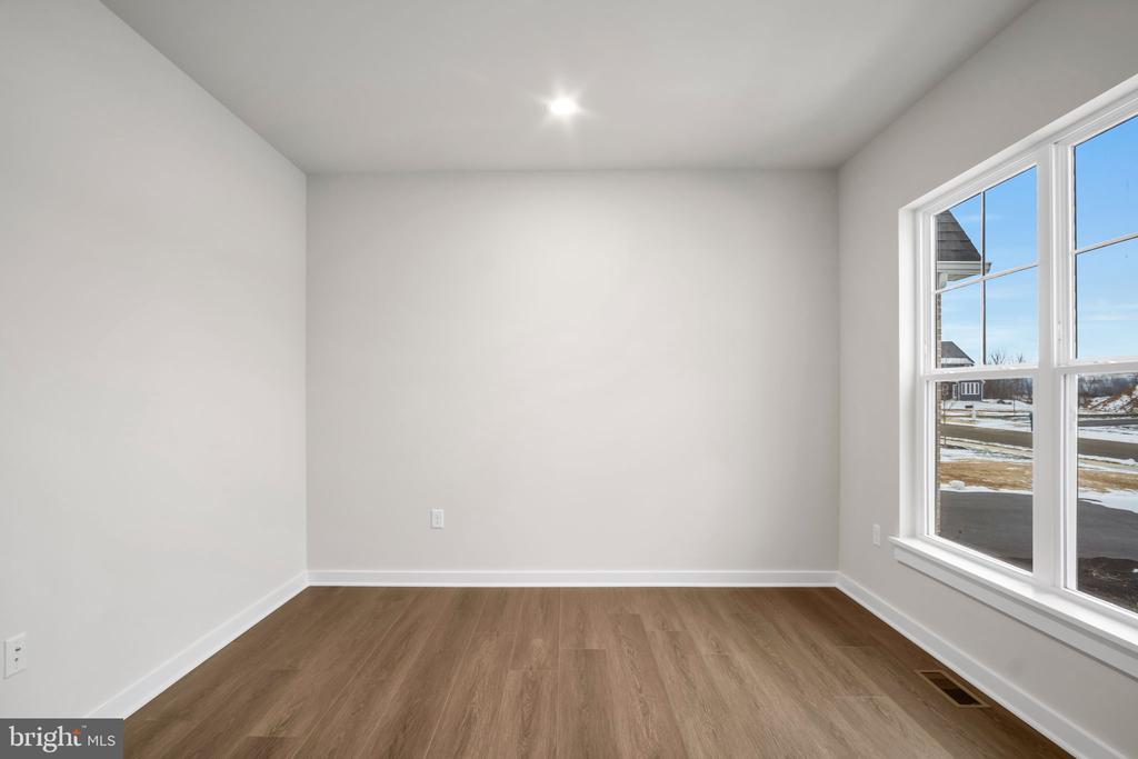 309 DEERFIELD LANE