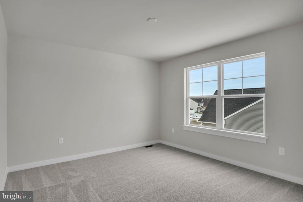 309 DEERFIELD LANE