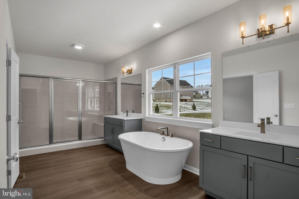 309 DEERFIELD LANE
