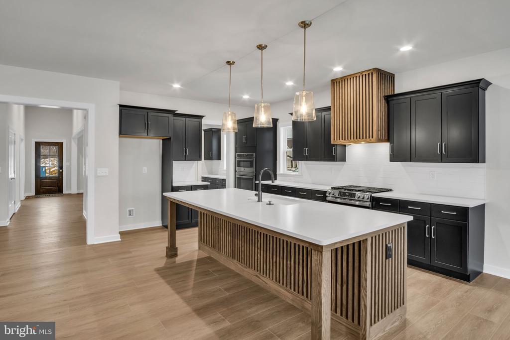 309 DEERFIELD LANE