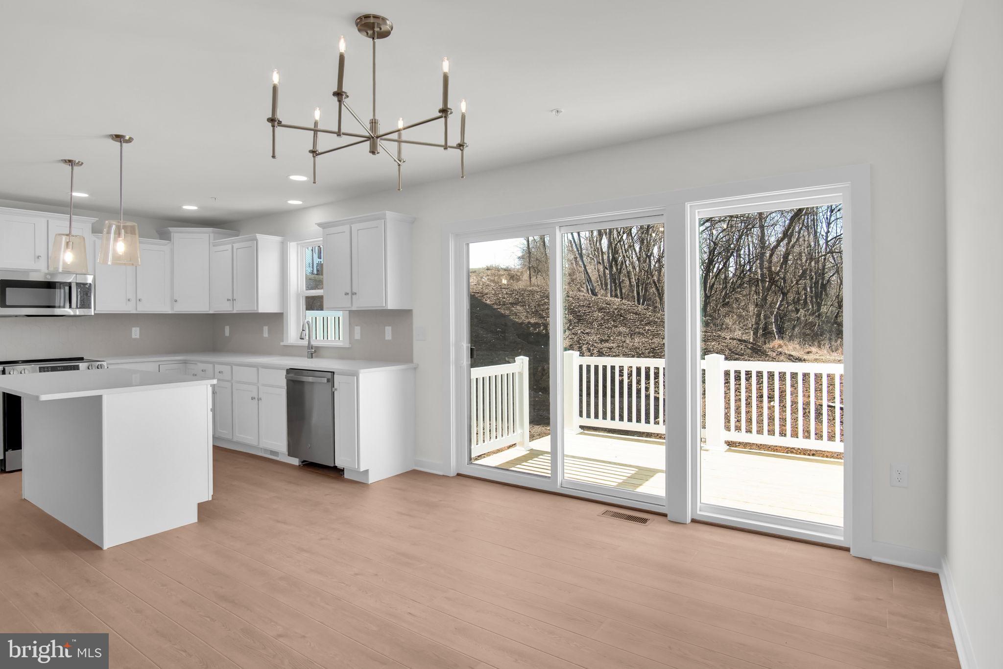 1020 BLACKSTONE RUN