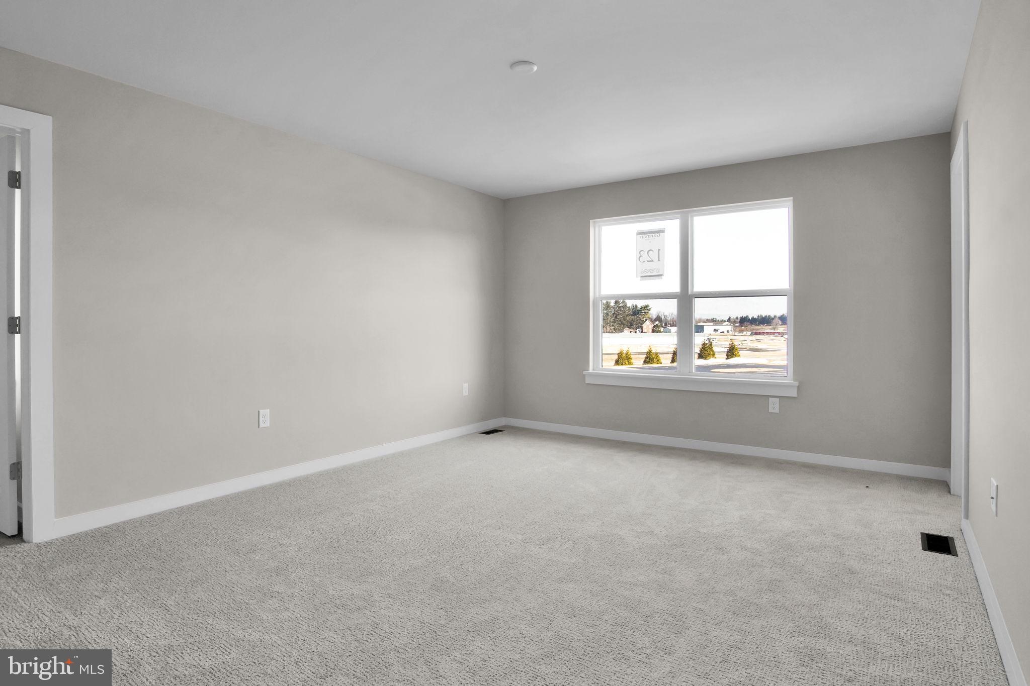 1020 BLACKSTONE RUN