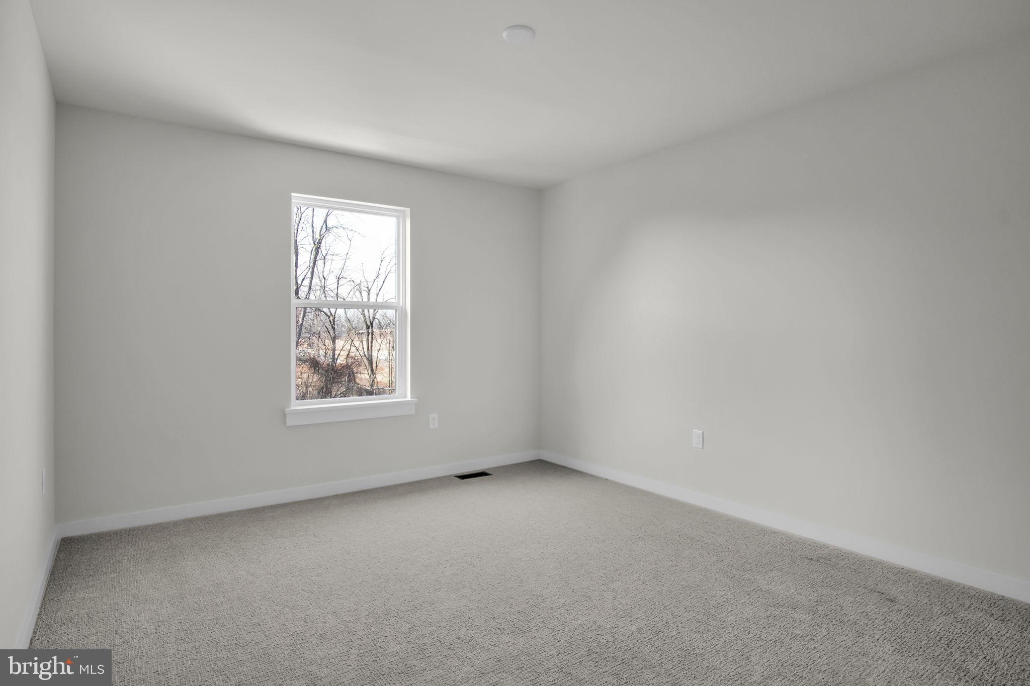 1020 BLACKSTONE RUN