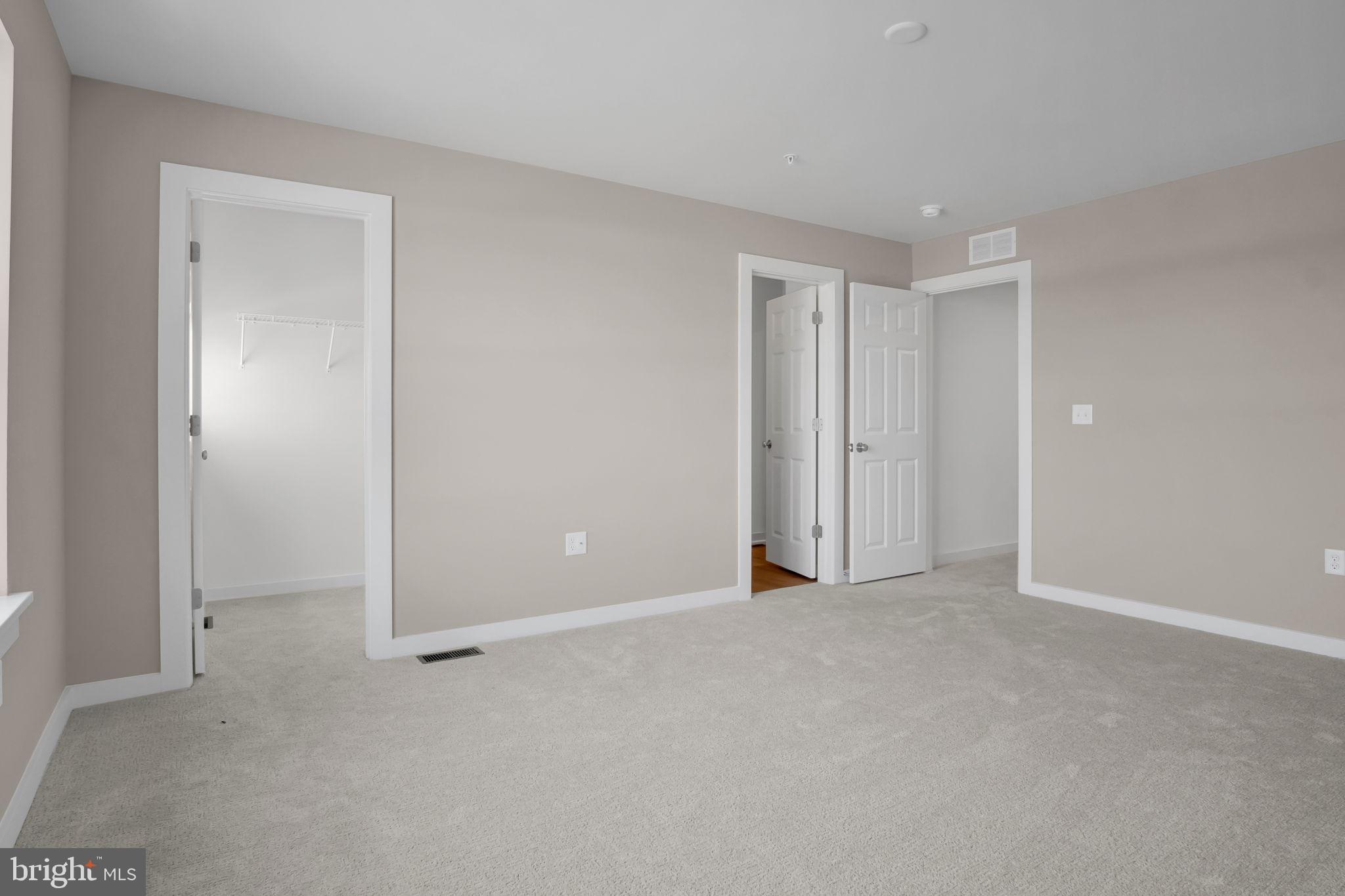 1020 BLACKSTONE RUN