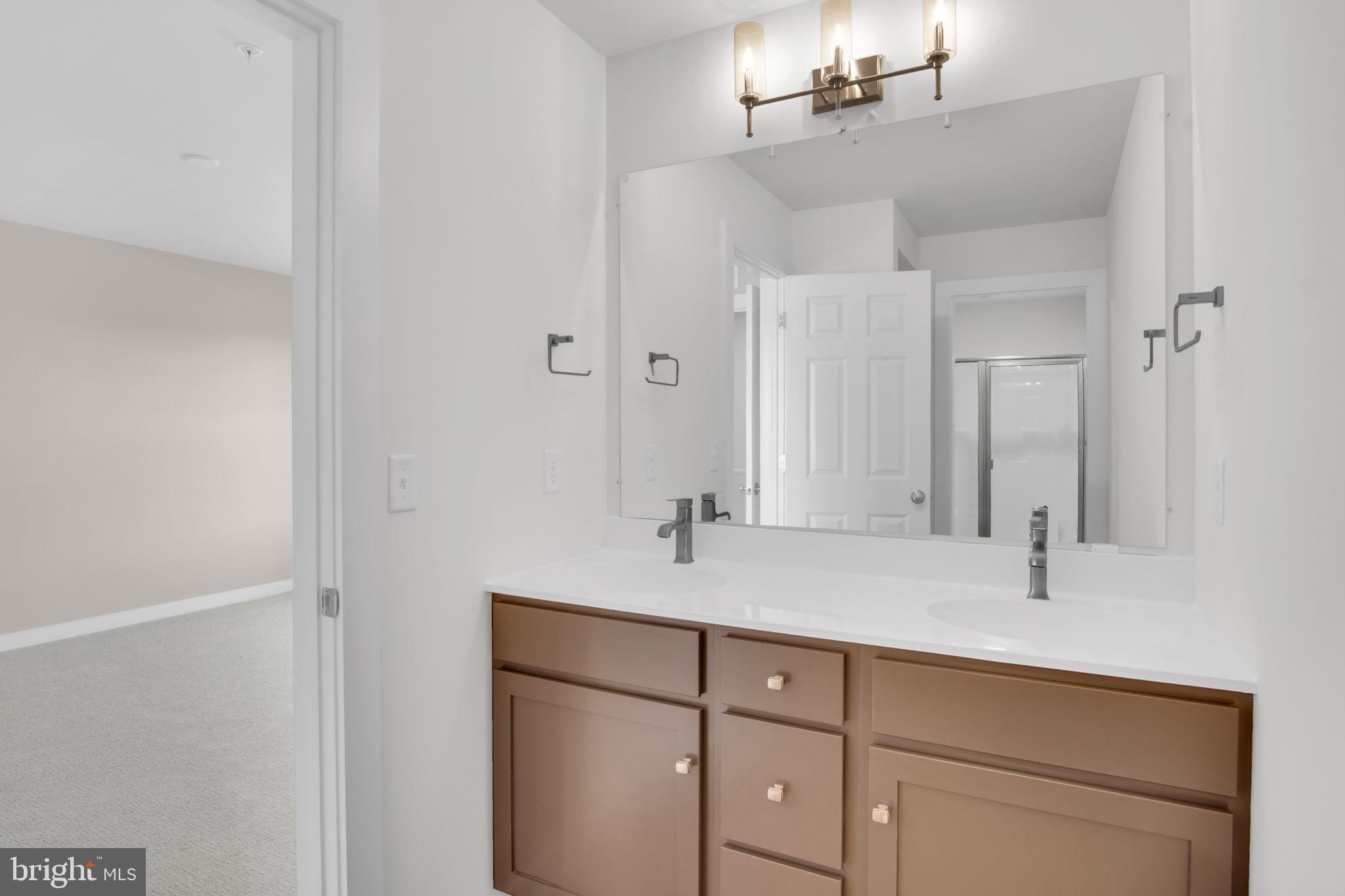1020 BLACKSTONE RUN