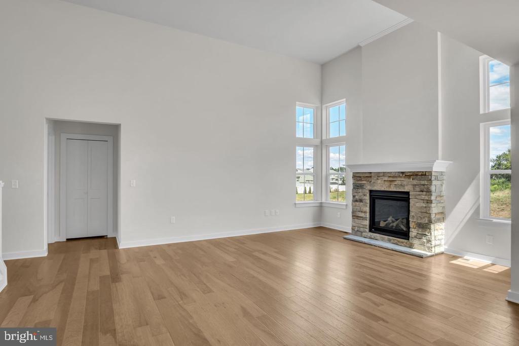 891 ASHFIELD DRIVE