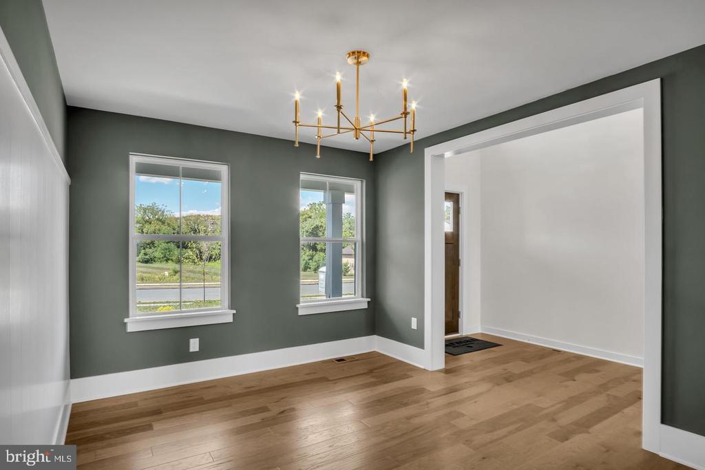 891 ASHFIELD DRIVE