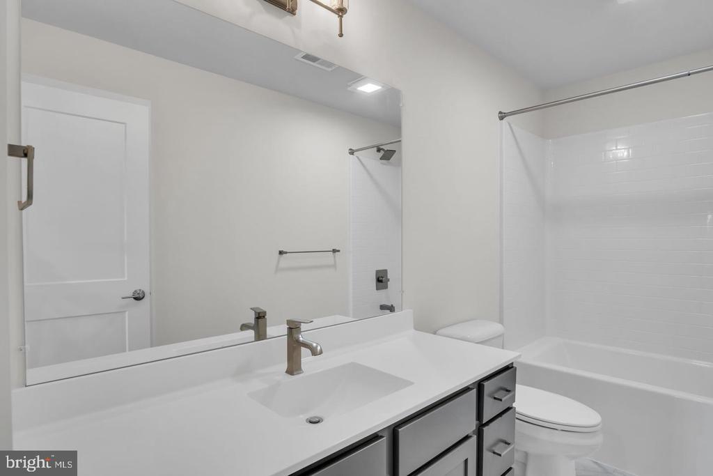 891 ASHFIELD DRIVE