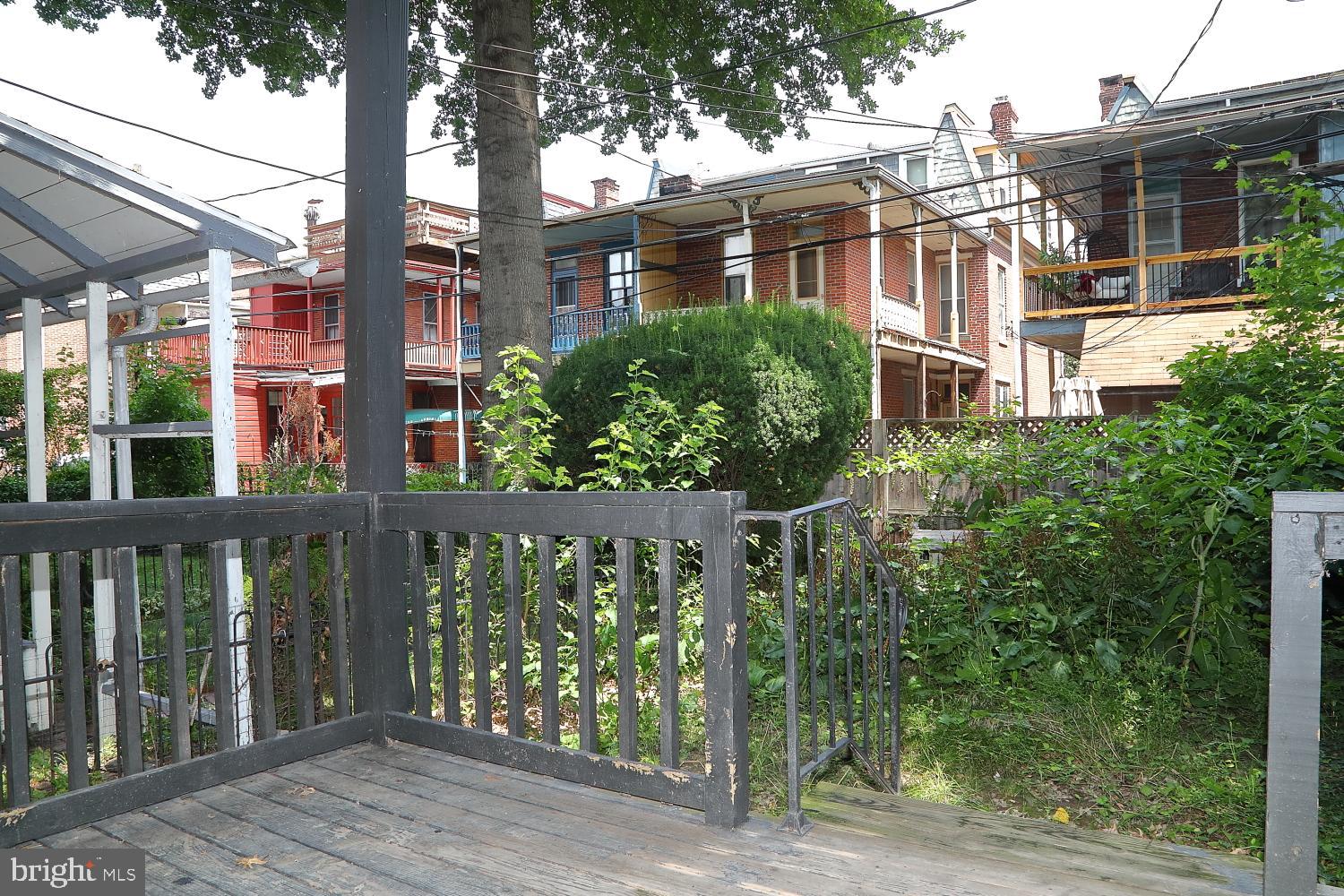 1723 Penn St
