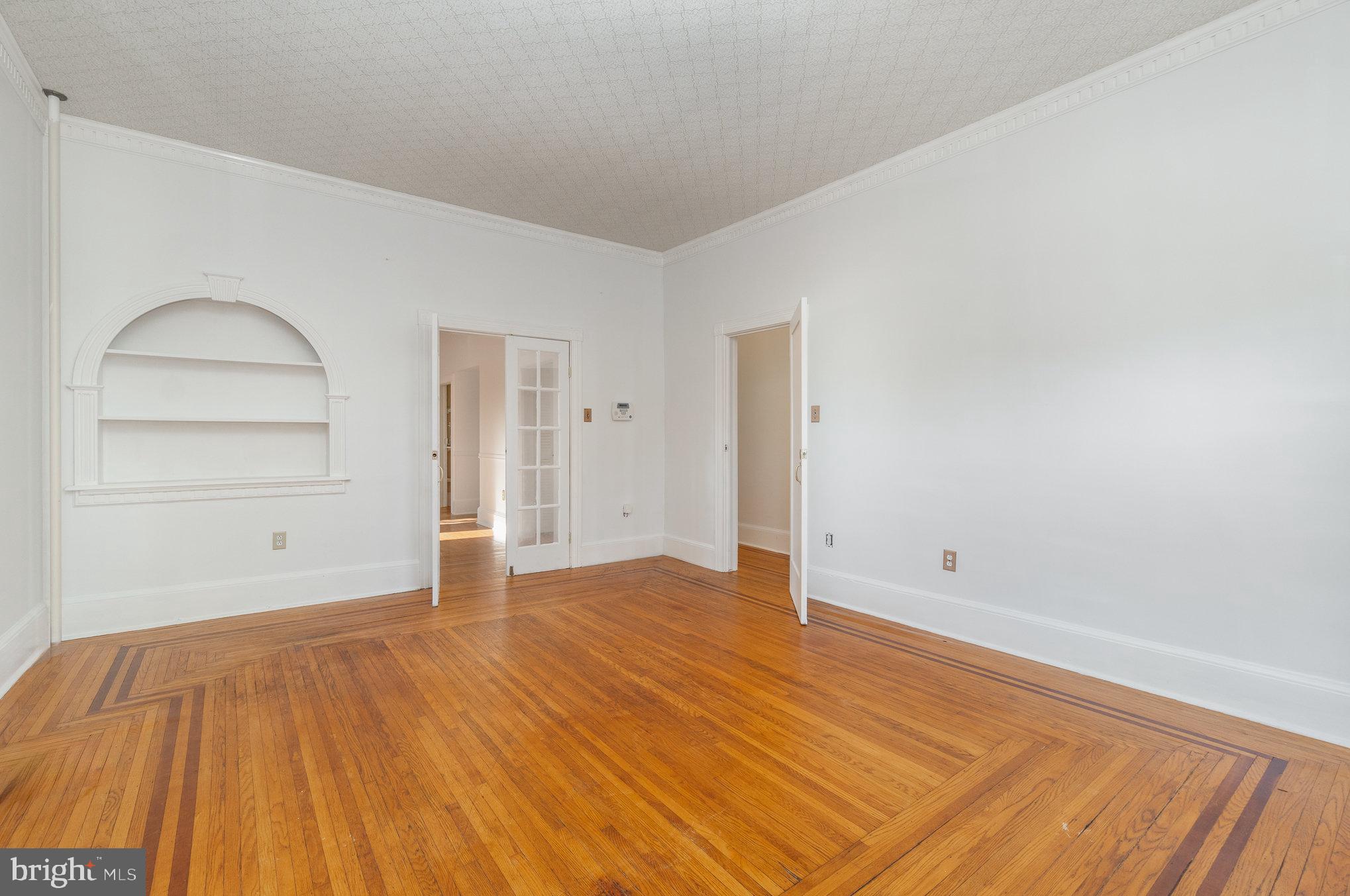 132 East St