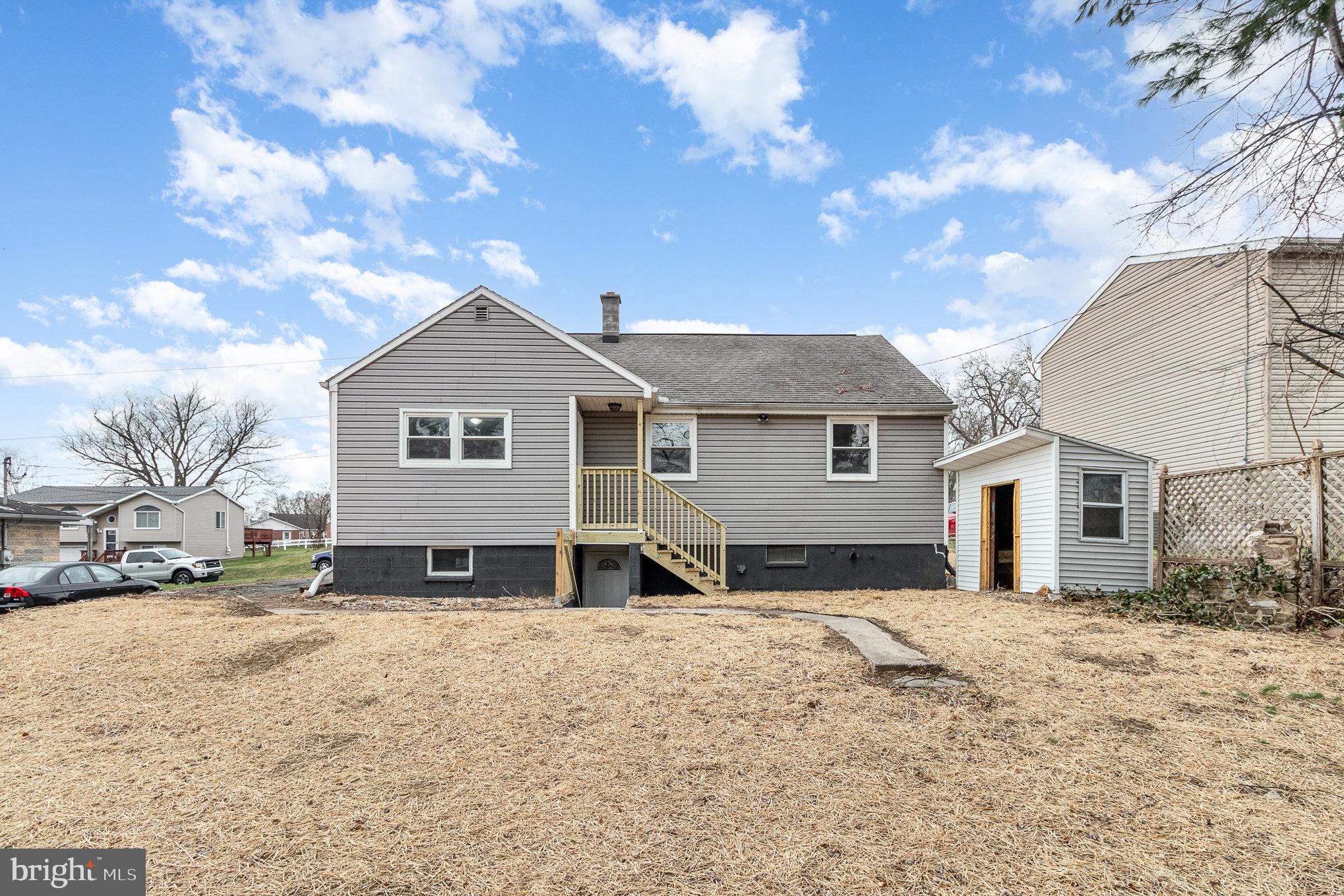 125 Evergreen St