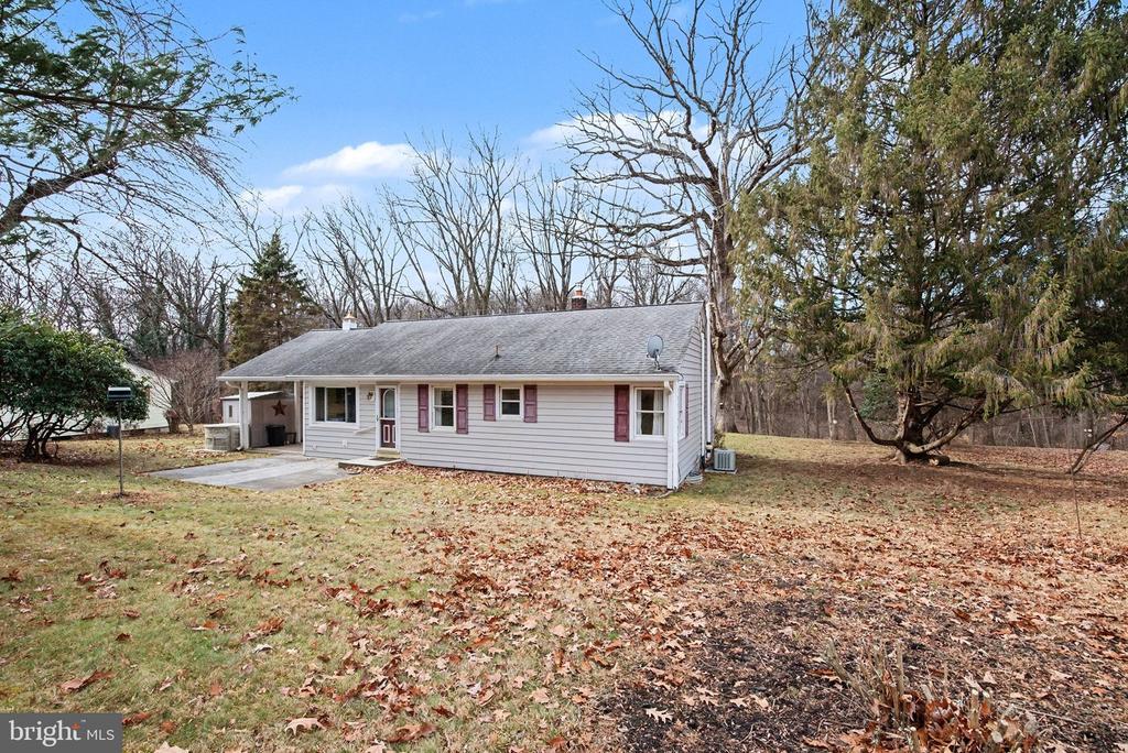 730 SHADY DRIVE