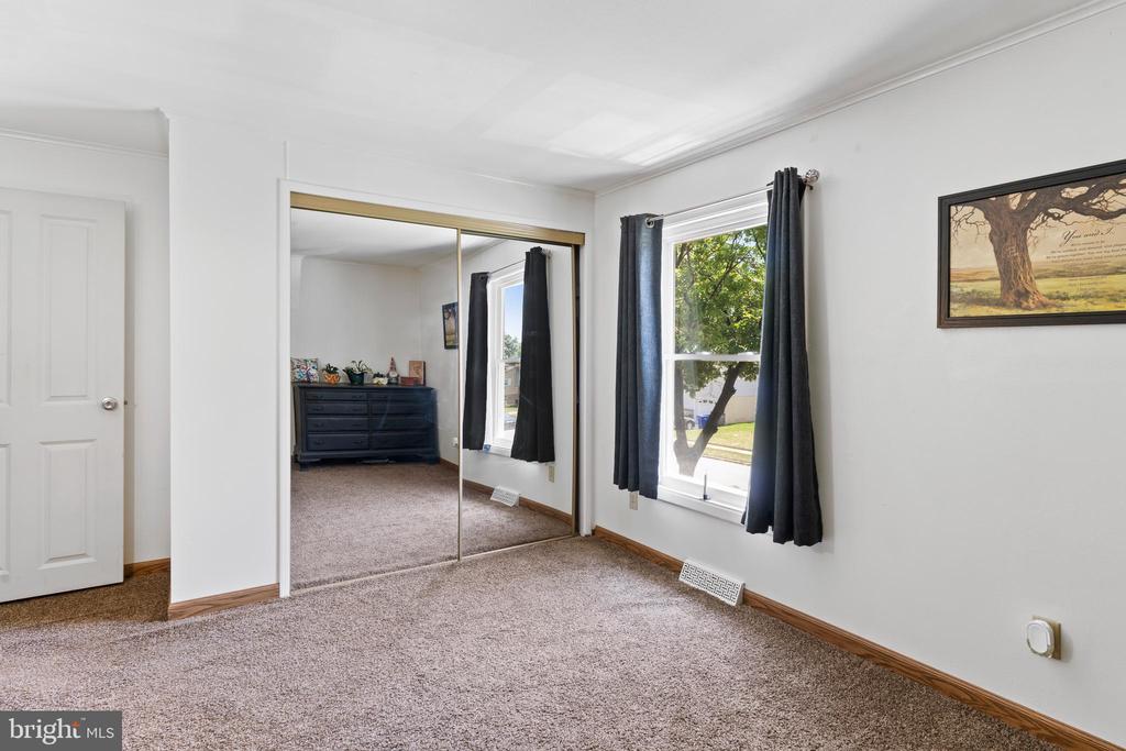 3212 TRINITY ROAD