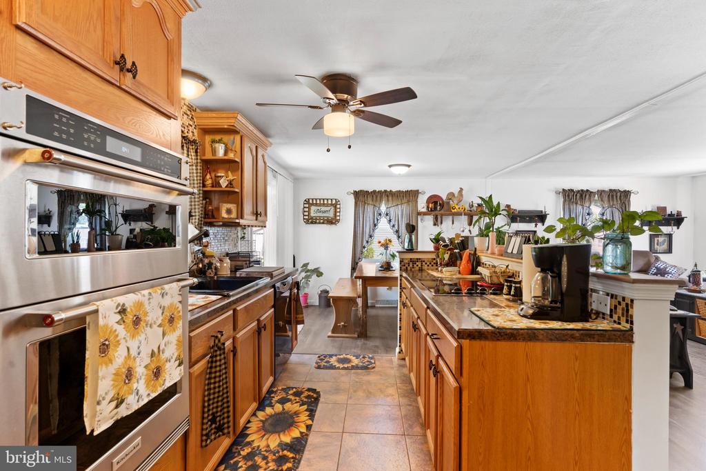 3212 TRINITY ROAD