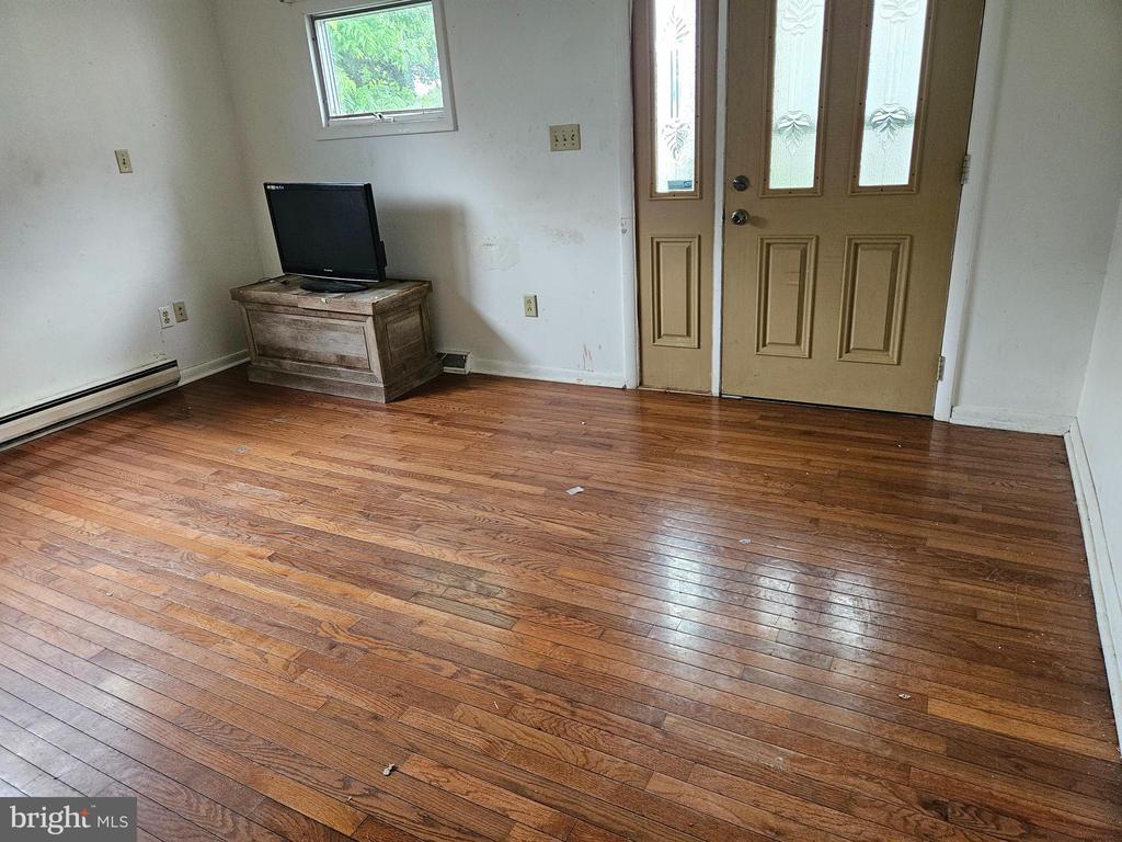259 W MARKET STREET