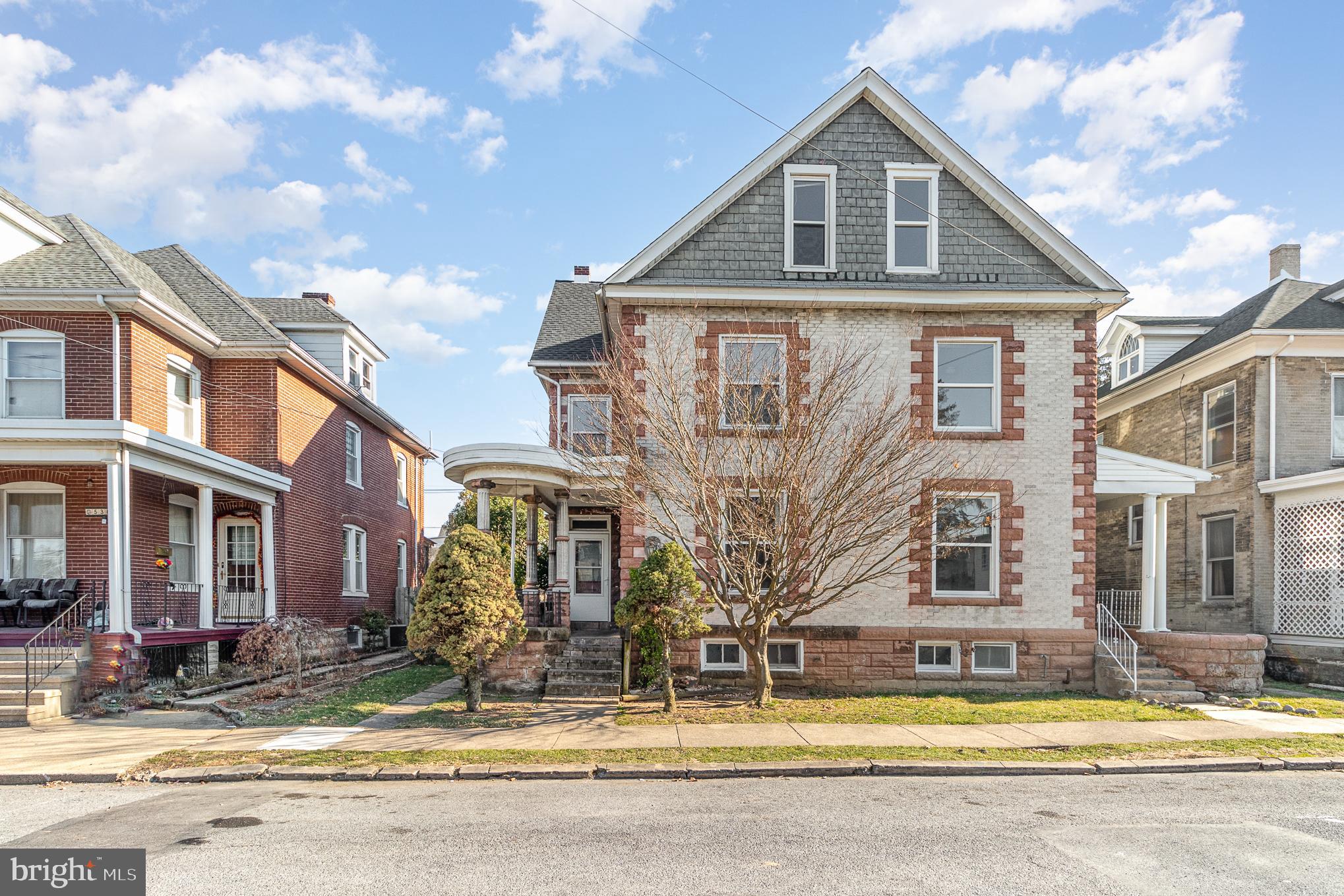 532 Poplar Ave