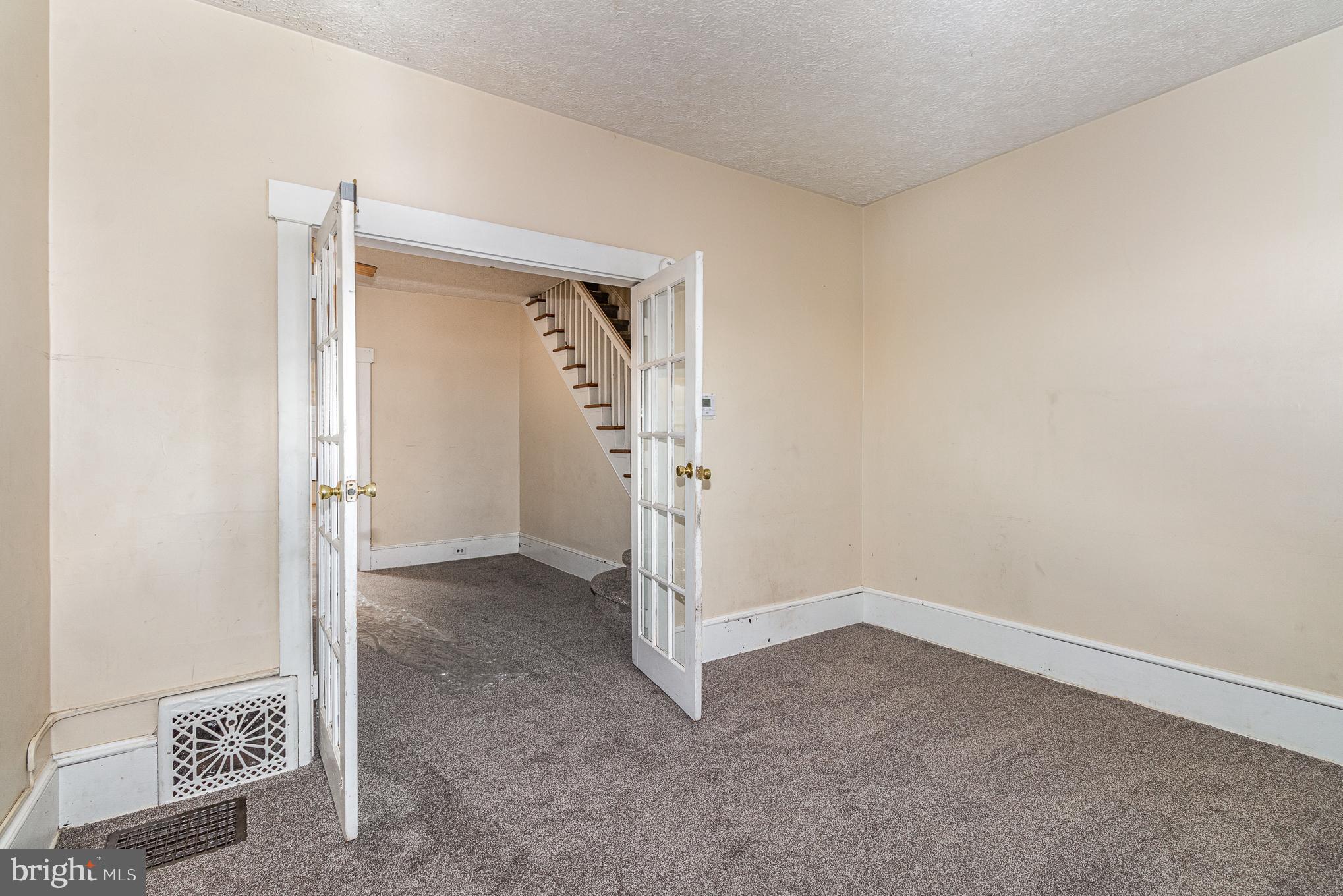 532 Poplar Ave
