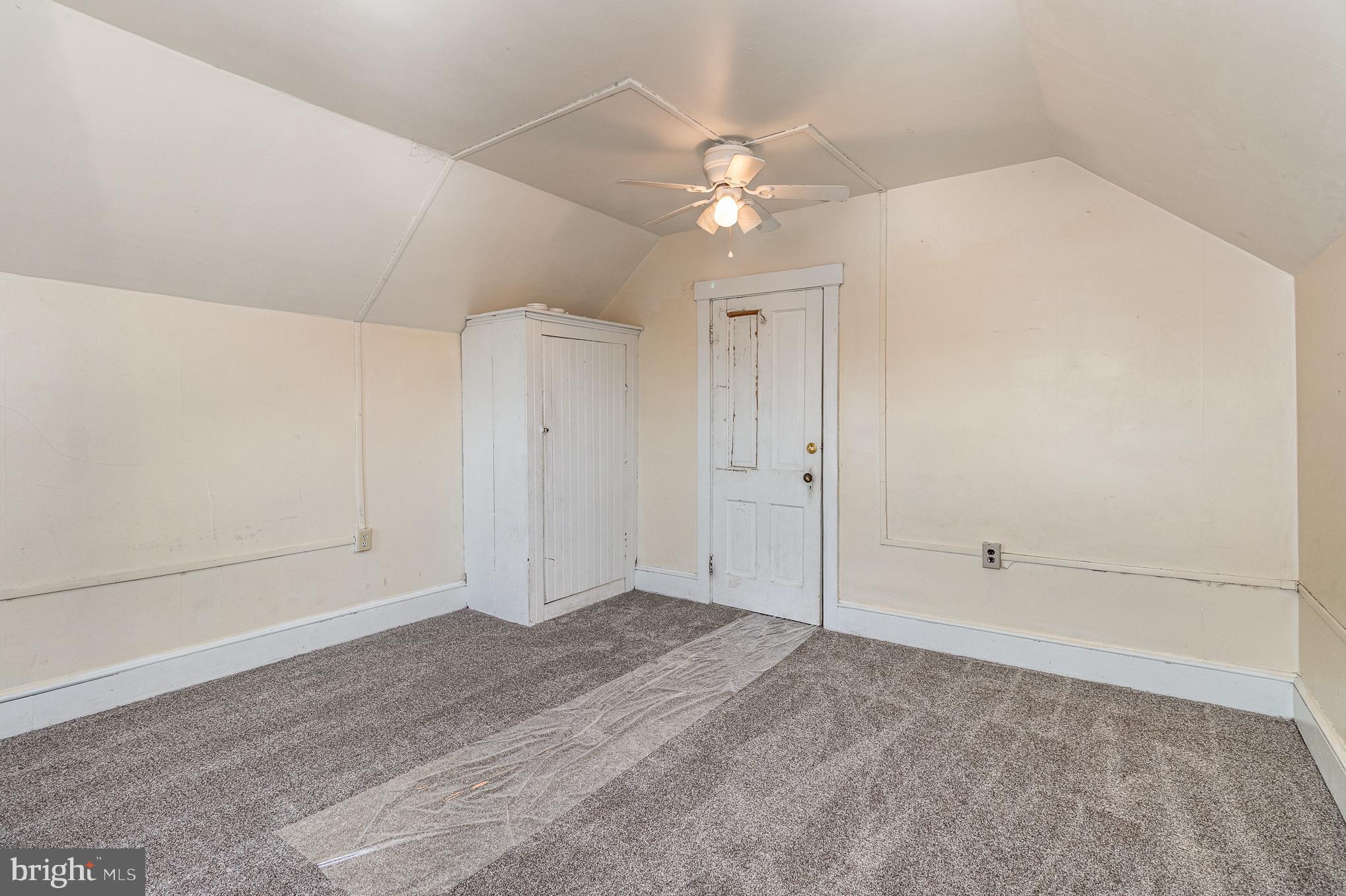 532 Poplar Ave