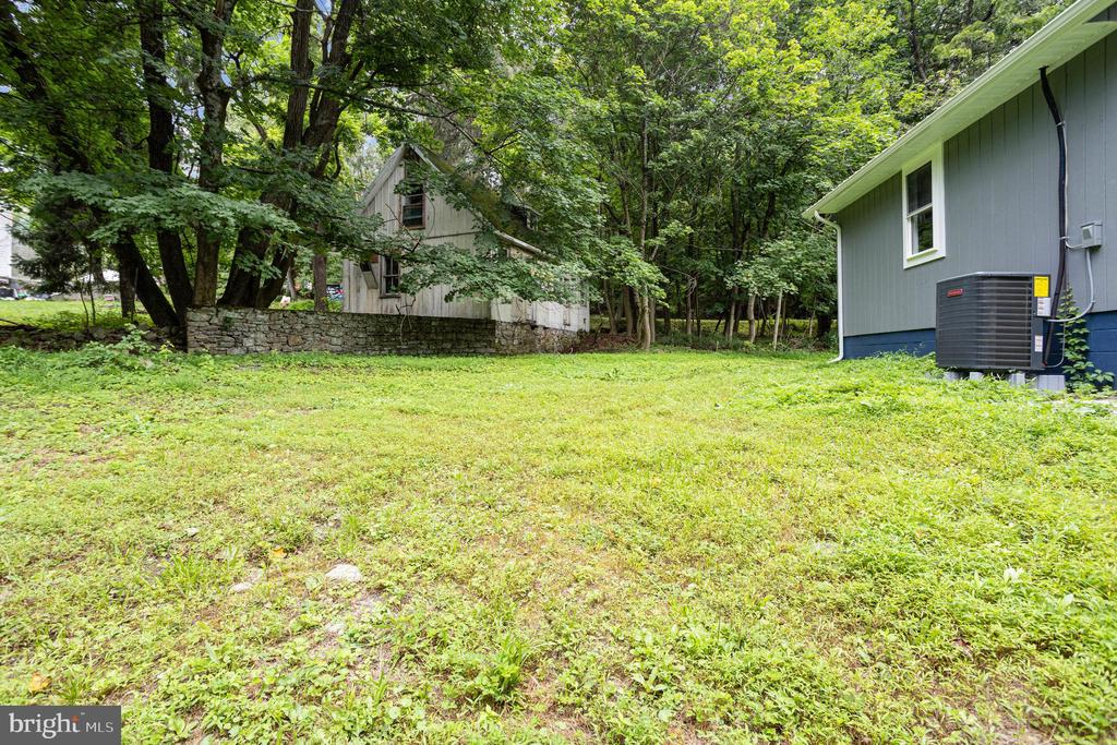 11772 Furnace Rd
