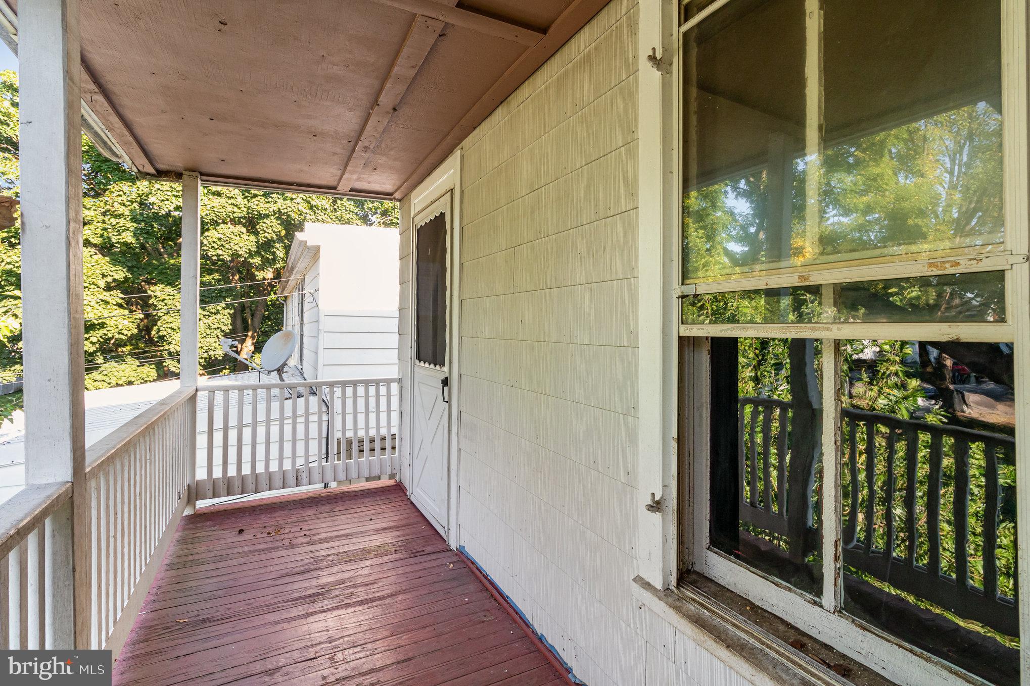 548 NELSON STREET