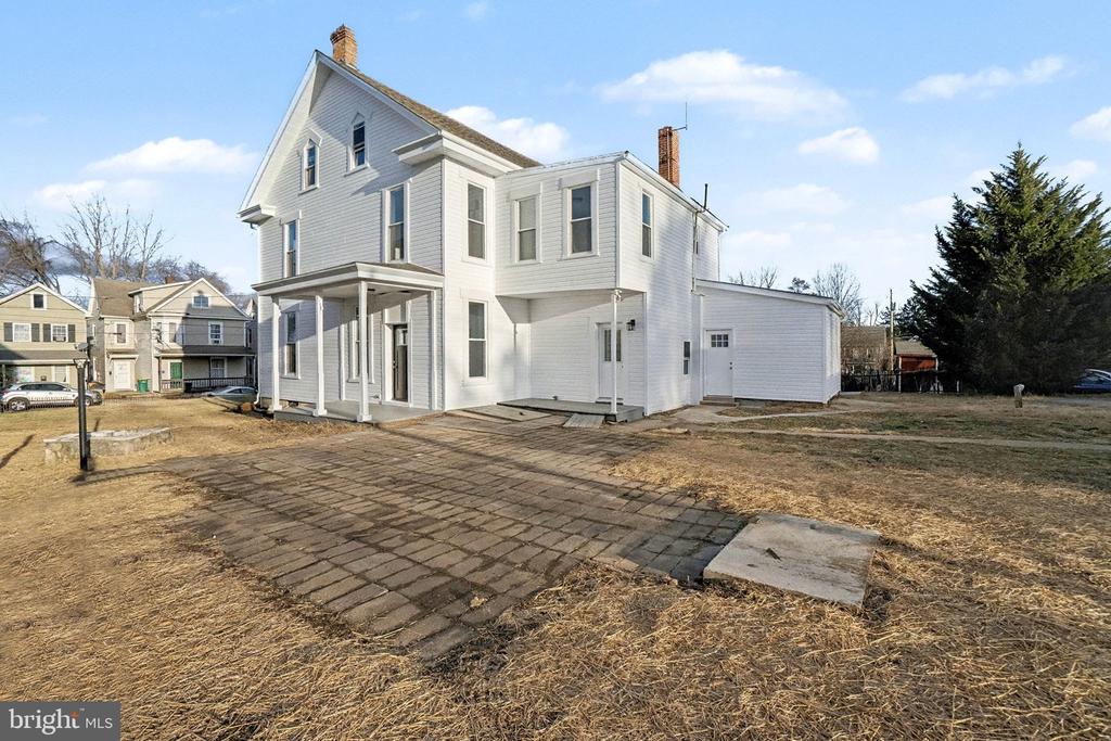 35 N FRANKLIN STREET