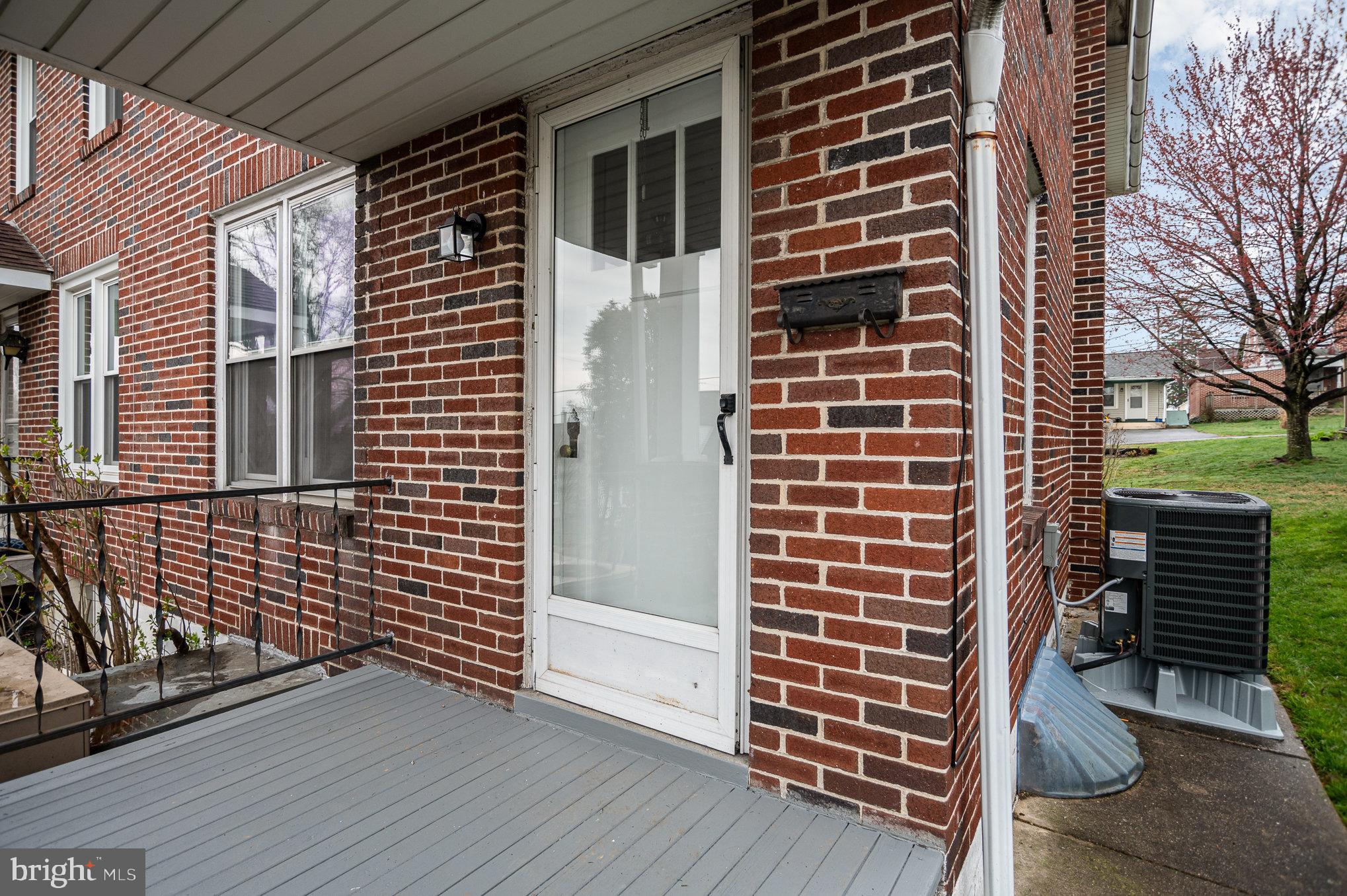 74 Spruce St