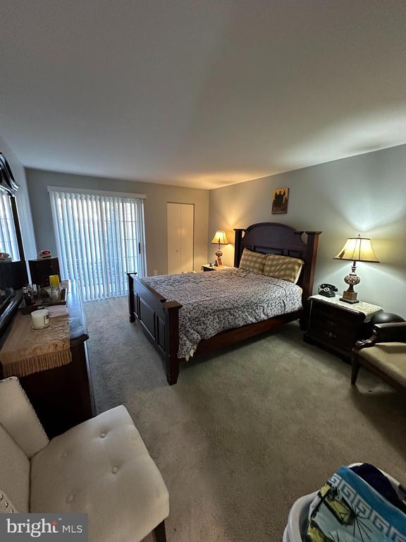 205 Greenview Dr