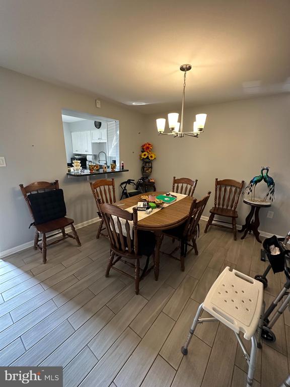 205 Greenview Dr