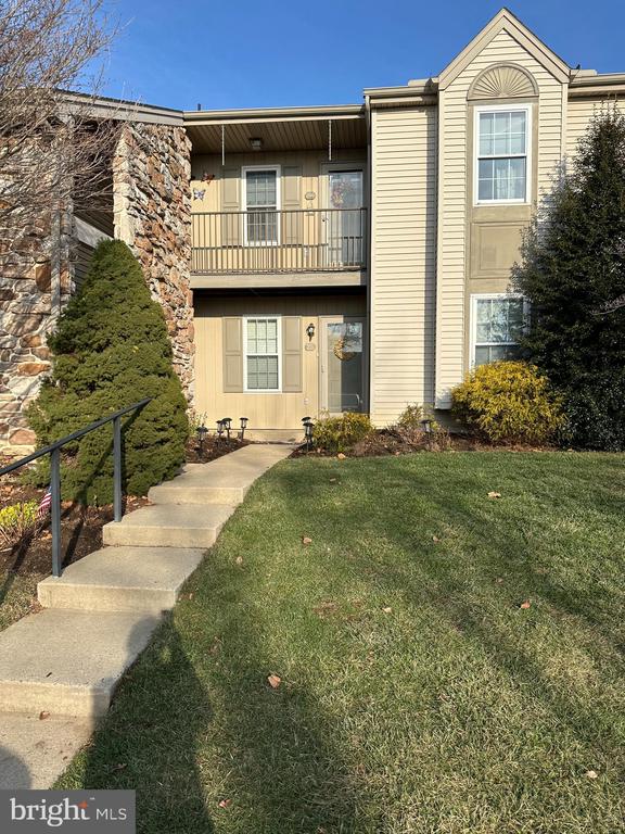 205 Greenview Dr