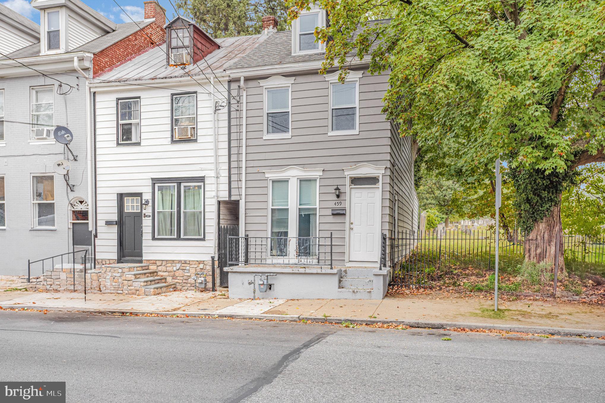 459 S QUEEN STREET