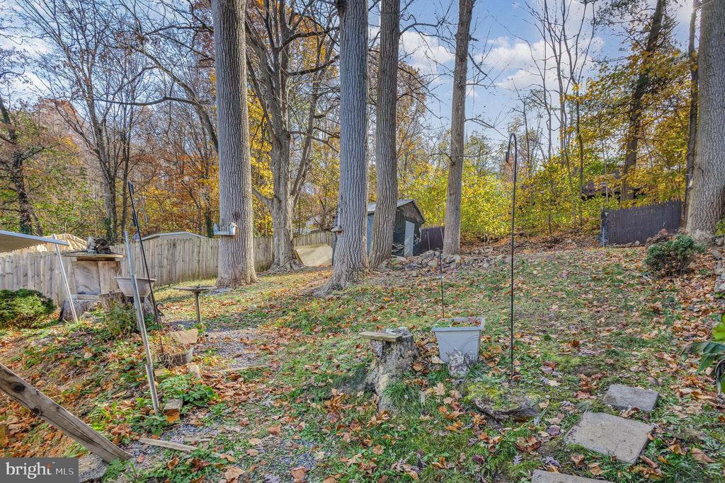 2373 Quarry Rd