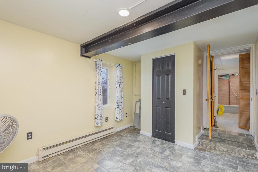 2373 Quarry Rd