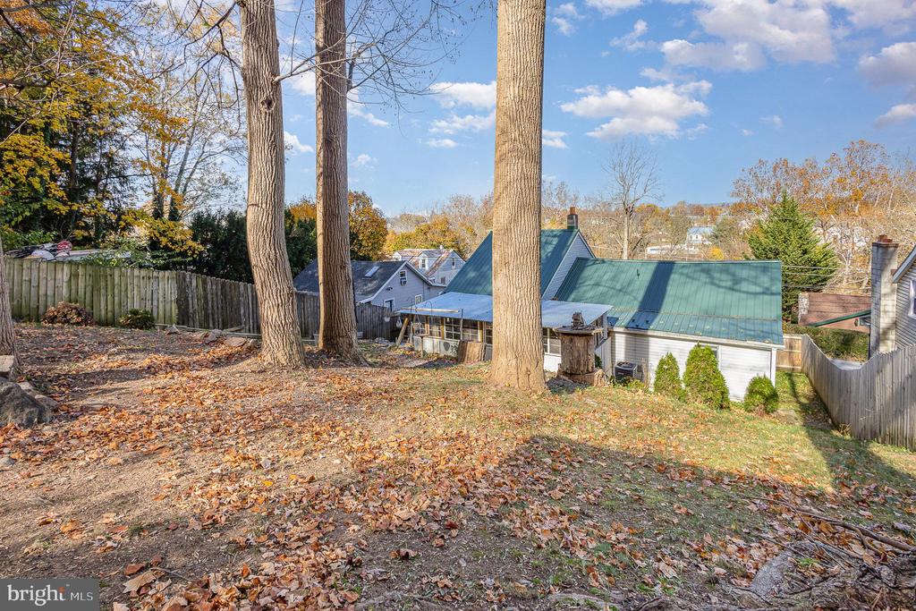 2373 Quarry Rd