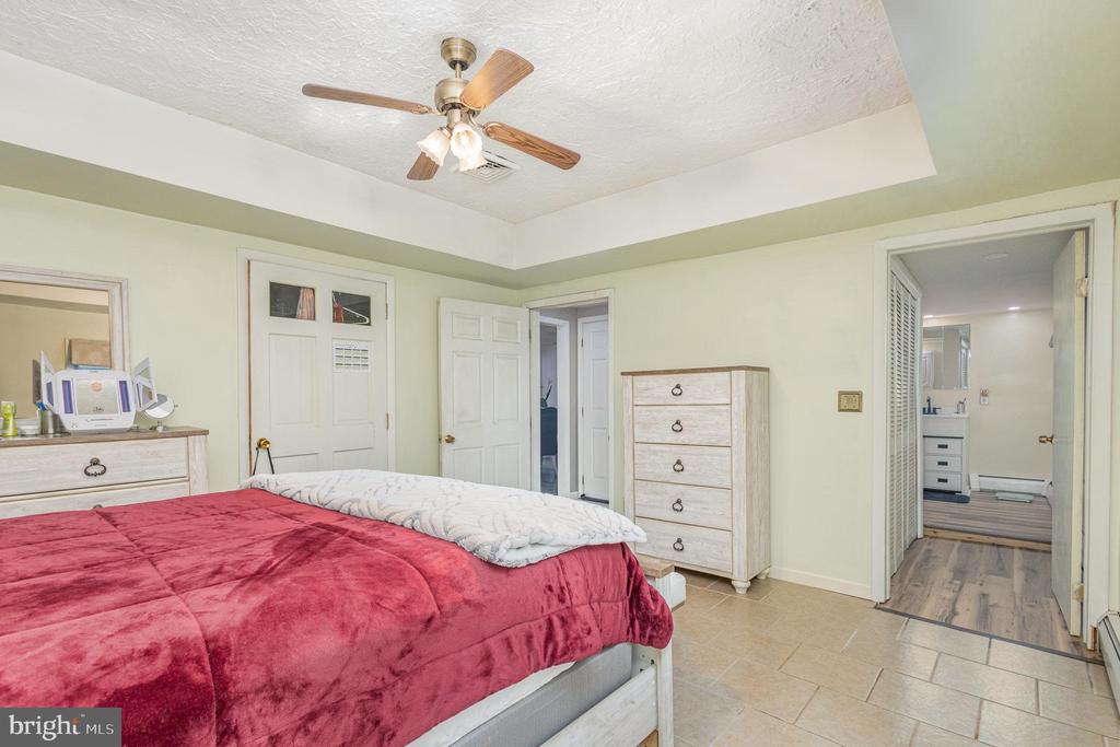 2373 Quarry Rd