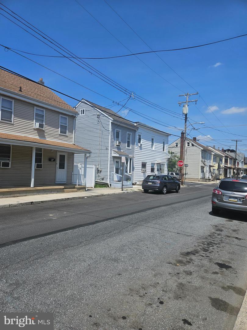 203 Mifflin St