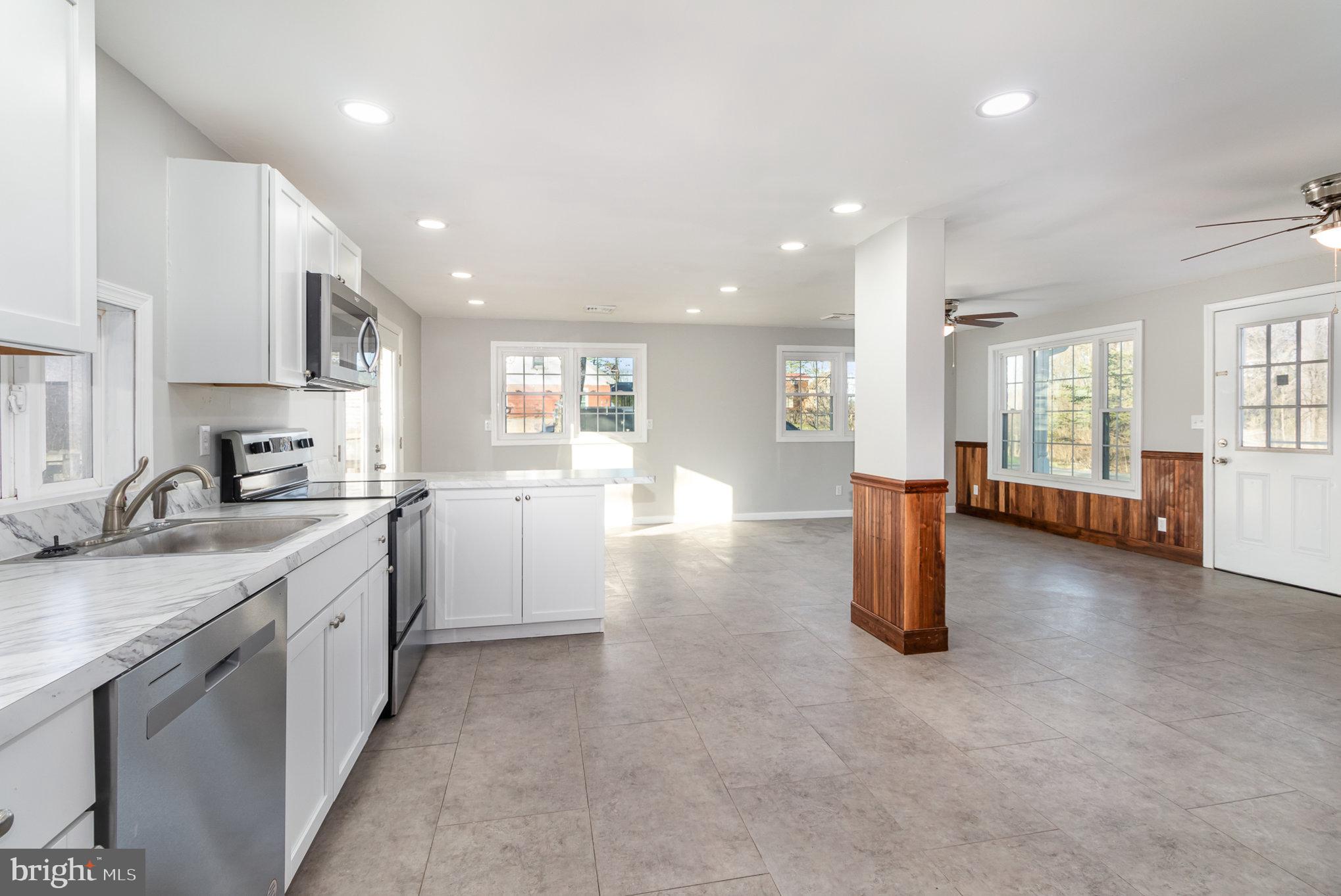 625 Dellville Rd