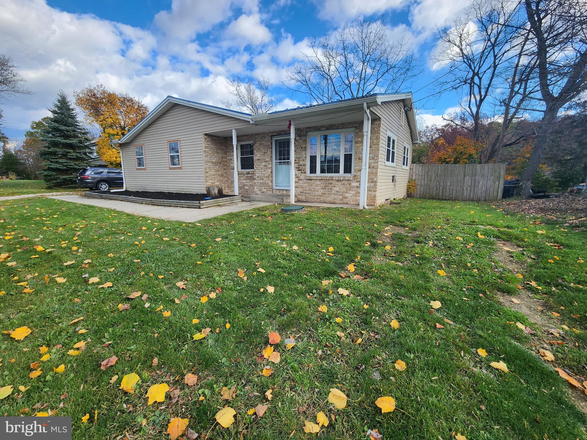 625 Dellville Rd