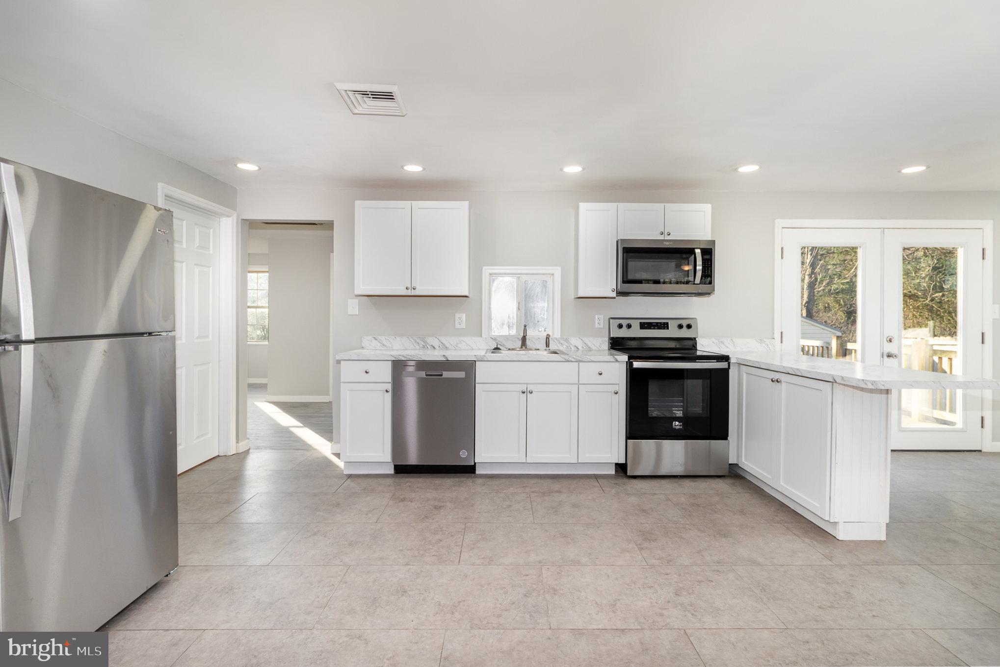 625 Dellville Rd