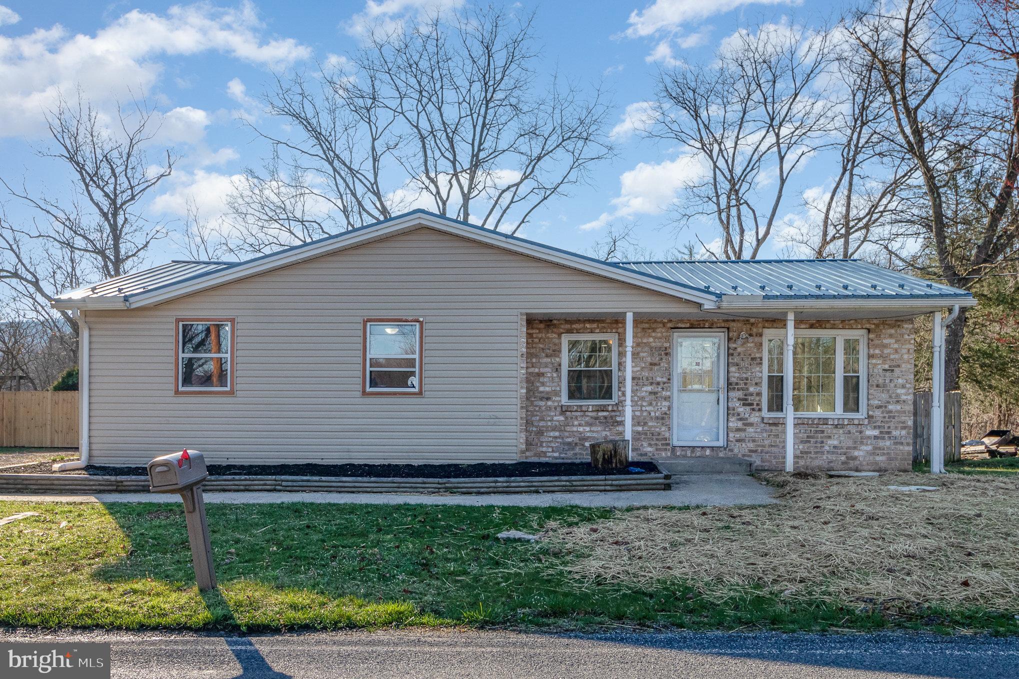 625 Dellville Rd