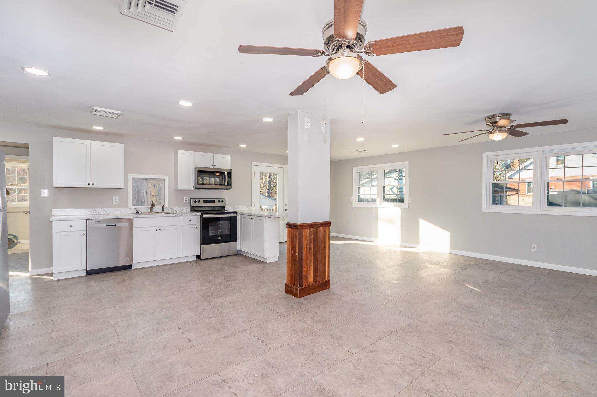 625 Dellville Rd
