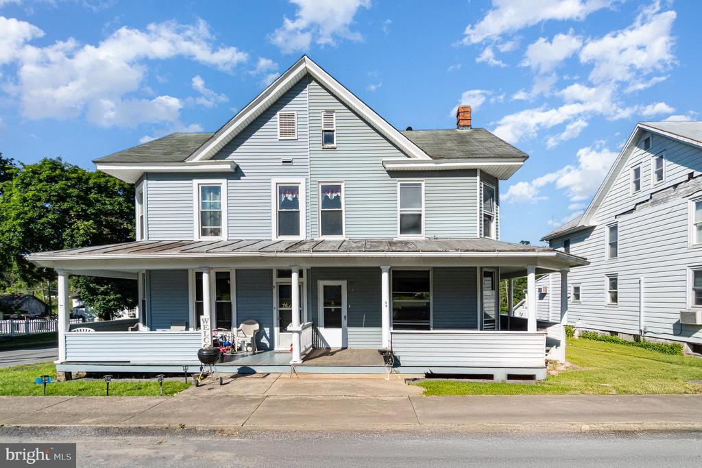 53 N Market St